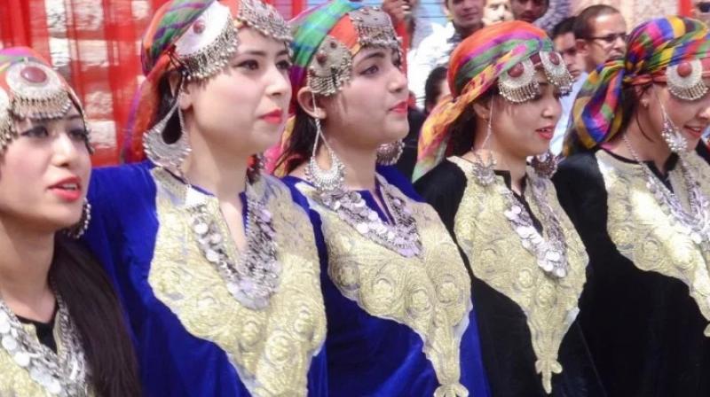 Kashmir girls Kashmir girls