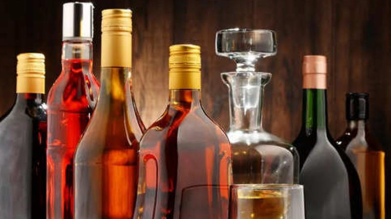 27 bottles of liquor and beer recovered from cricketers' kits at Chandigarh airport News in punjabi 