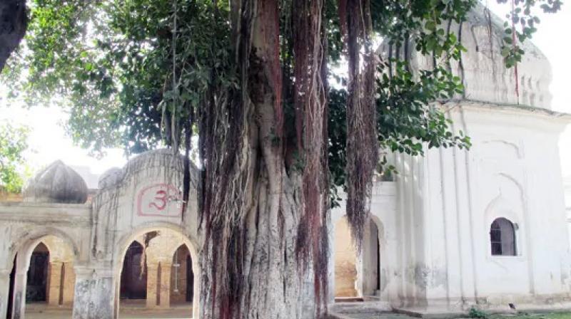 A temple in Pakistan where Hindus can't go A temple in Pakistan where Hindus can't go