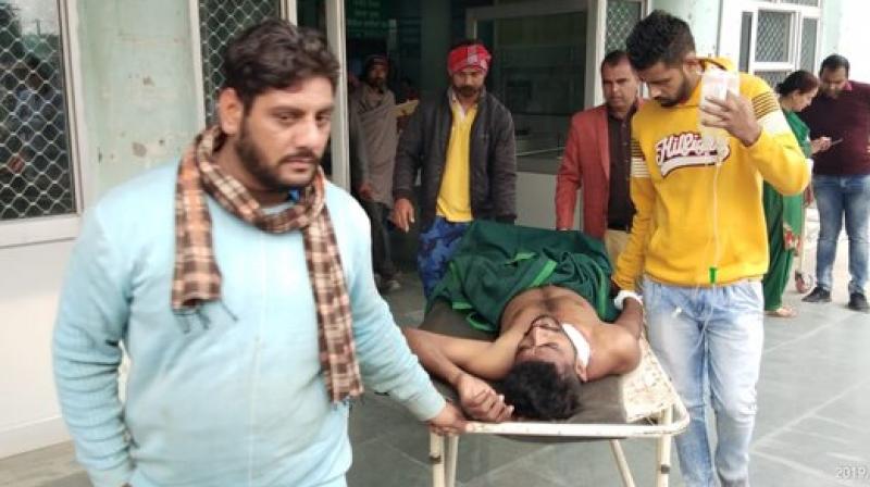 The boy was shot dead when the girls molesting The boy was shot dead when the girls molesting