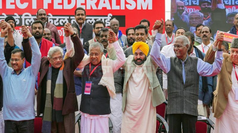 Kerala's LDF stages protest in Delhi against Centre Kerala's LDF stages protest in Delhi against Centre