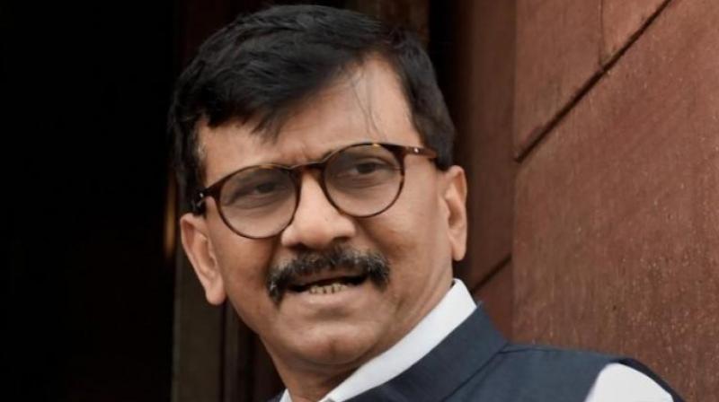 Sanjay Raut backs Rahul Gandhi over 'kerosene' remark against Centre Sanjay Raut backs Rahul Gandhi over 'kerosene' remark against Centre