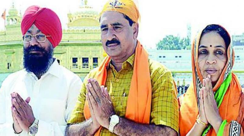 Former Irrigation Minister Kerla Sri Harmandir Sahib