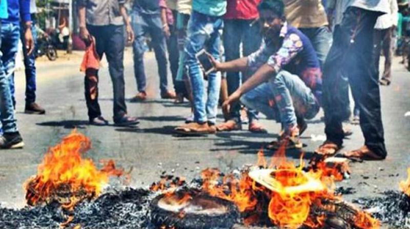Bharat Bandh House 2 Dalit Leaders set ablaze by mob rajasthan Bharat Bandh House 2 Dalit Leaders set ablaze by mob rajasthan