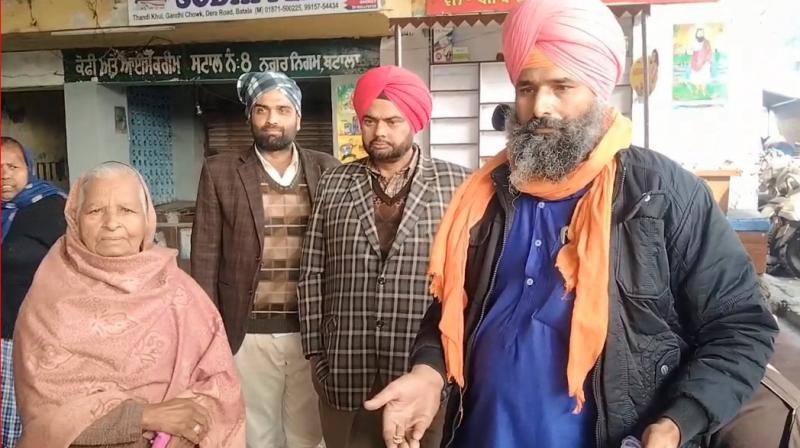 The Gursikh driver of Panbus presented an example of honesty The Gursikh driver of Panbus presented an example of honesty