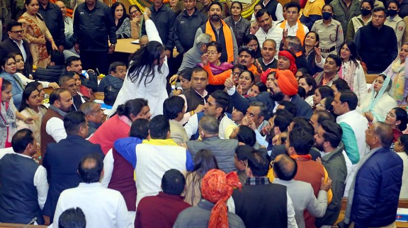 Election of Delhi Mayor, Deputy Mayor, proceedings of MCD House postponed due to commotion Election of Delhi Mayor, Deputy Mayor, proceedings of MCD House postponed due to commotion