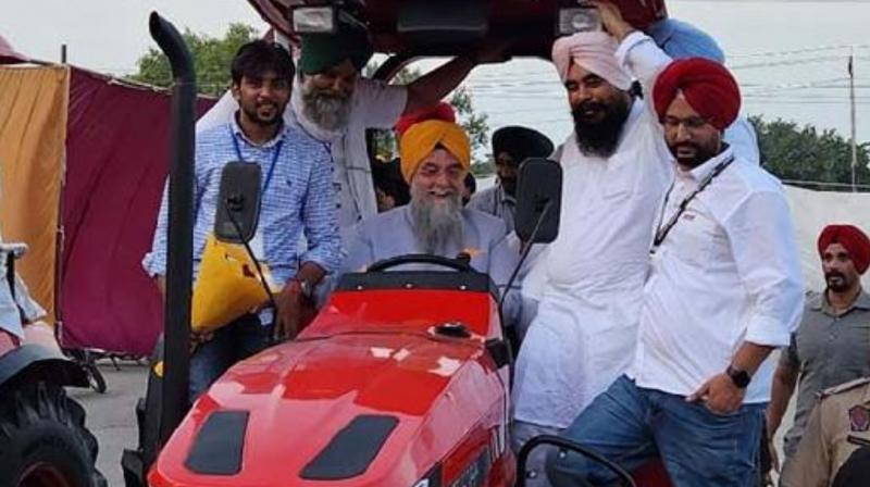 Kultar Singh Sandhawan Kultar Singh Sandhawan