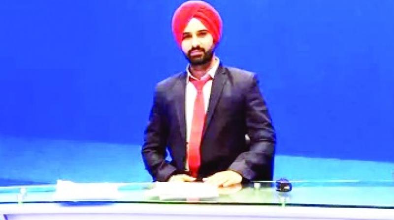 Anchor on Pakistani channel
