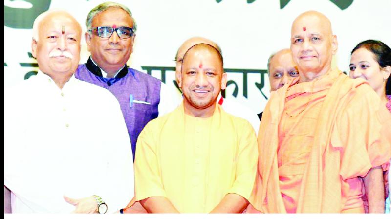 Yogi with RSS leaders