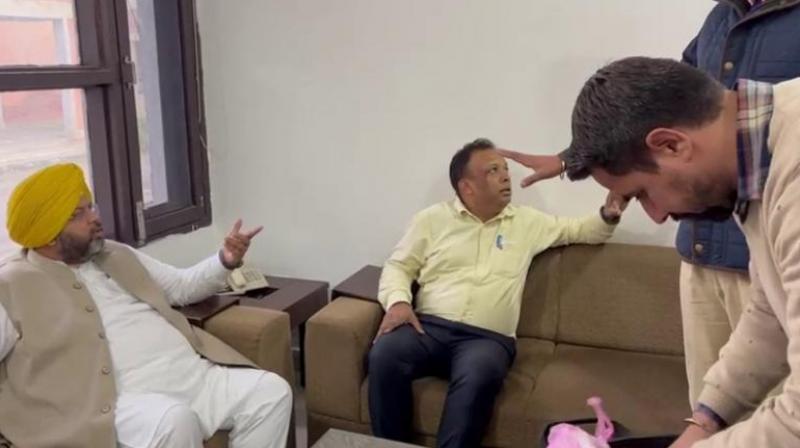 Vigilance submits chargesheet against MLA Bathinda rural Amit Ratan, his PA Rashim Garg in bribery case Vigilance submits chargesheet against MLA Bathinda rural Amit Ratan, his PA Rashim Garg in bribery case