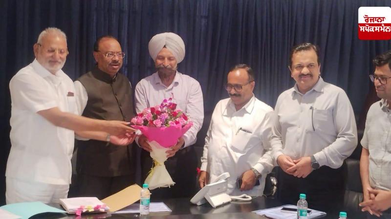 Meeting with Minister Chandrashekhar Bawankule and Minister Atul Save, discussion on the development of Gurdwara Board Meeting with Minister Chandrashekhar Bawankule and Minister Atul Save, discussion on the development of Gurdwara Board