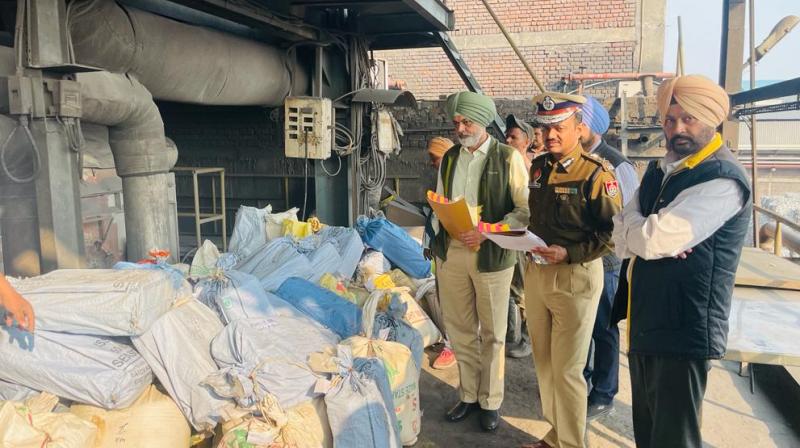  PUNJAB POLICE DESTROYS 151KG HEROIN, 11 QTLS POPPY HUSK WORTH 800CR