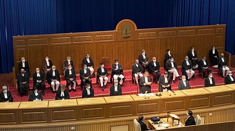 In A First Nine Supreme Court Judges Take Oath In One Go