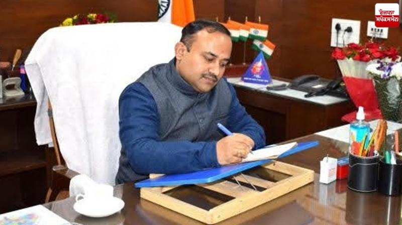 Election Commission issues notice to 8 registered unrecognized political parties News Election Commission issues notice to 8 registered unrecognized political parties News