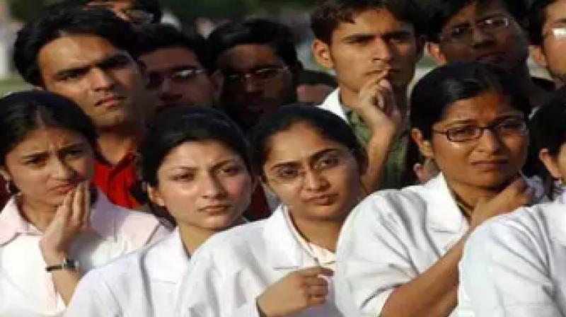 Due to the high fees of MBBS, Doctors in debt trap Due to the high fees of MBBS, Doctors in debt trap