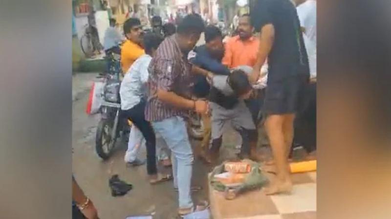  Bangle seller thrashed in Indore, assailants claim he was molesting women customers
