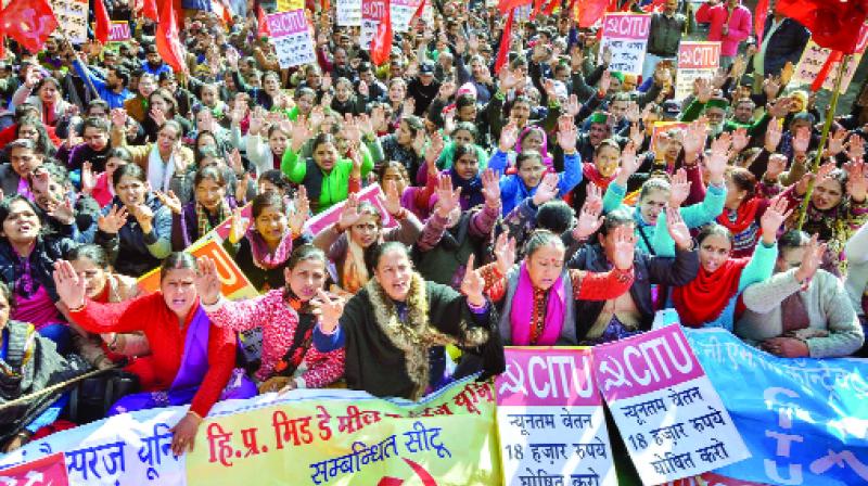 Second day of bandh: violent incidents in many states, halted trains