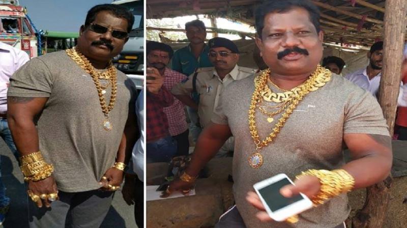 Man arrested for wearing jewelry of 70 lakh