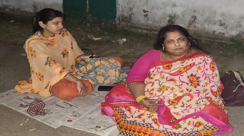 Jamui DM faces dharna by wife over marital dispute Jamui DM faces dharna by wife over marital dispute