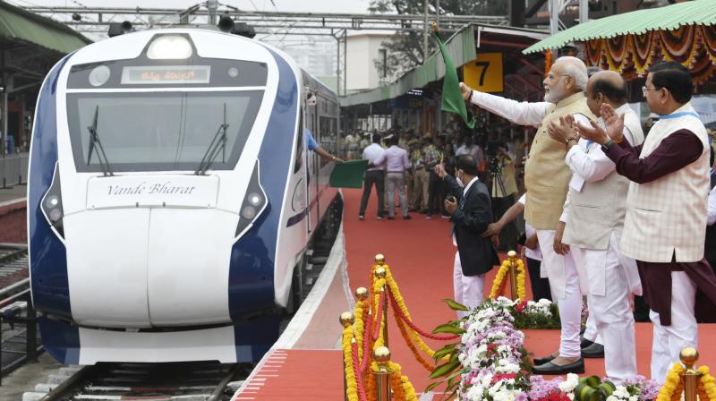 PM Modi flagged off South India's first Vande Bharat Express train at Bangalore PM Modi flagged off South India's first Vande Bharat Express train at Bangalore