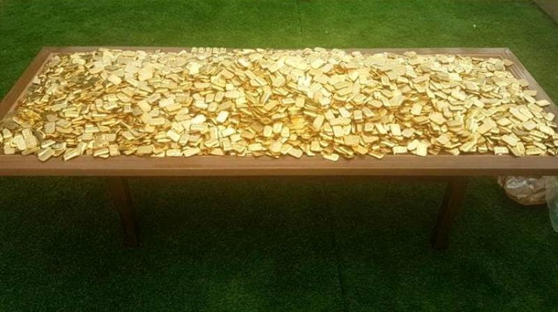 Three quintals of gold under swimming pool