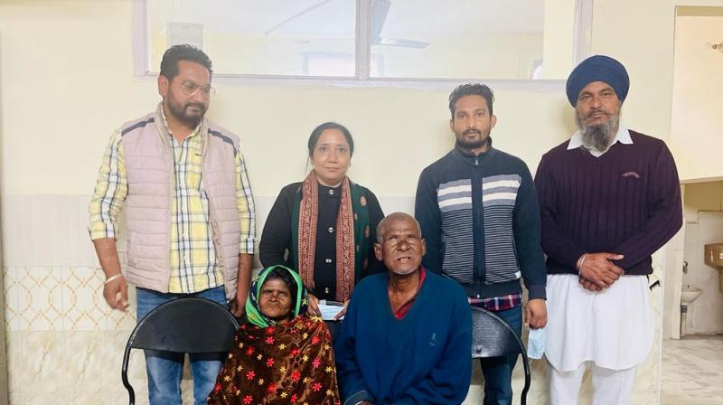 Cabinet Minister Dr.Baljit Kaur successfully operates a blind couple's eyes and enables them to see the universe Cabinet Minister Dr.Baljit Kaur successfully operates a blind couple's eyes and enables them to see the universe
