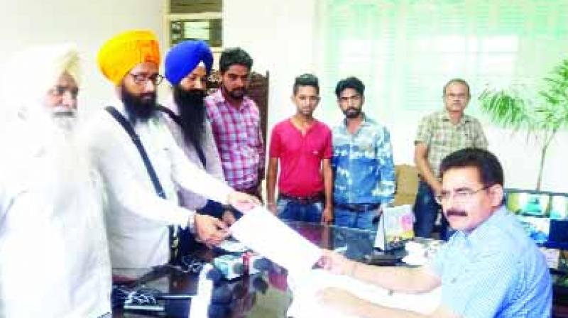 Giving Letter to DSP of Rajpura Giving Letter to DSP of Rajpura
