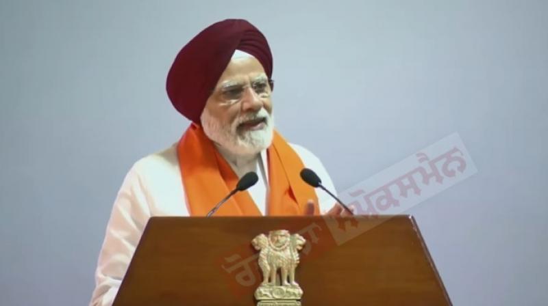 PM Modi Hosts Sikh Delegation At Delhi Residence PM Modi Hosts Sikh Delegation At Delhi Residence