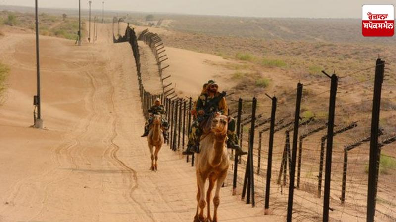 Pakistani national caught infiltrating into India in Kutch district Pakistani national caught infiltrating into India in Kutch district