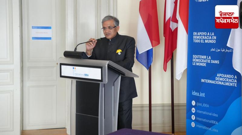 Chief Election Commissioner held bilateral meetings with heads of election management bodies during the conference Chief Election Commissioner held bilateral meetings with heads of election management bodies during the conference