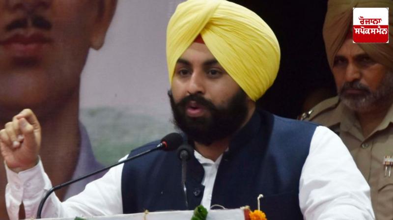 52 thousand students of government schools will work on their business idea - Harjot Singh Bains 52 thousand students of government schools will work on their business idea - Harjot Singh Bains