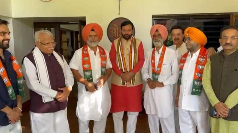 Haryana AAP Leader Advocate Gurinder Singh Nat joins BJP Haryana AAP Leader Advocate Gurinder Singh Nat joins BJP