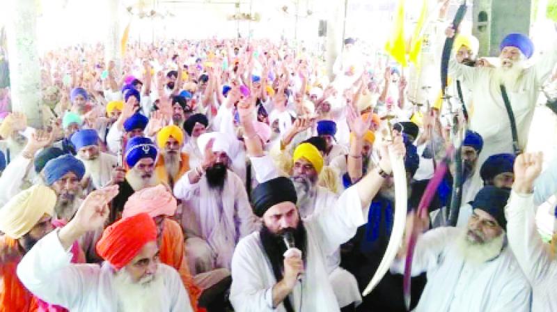 Baljeet Singh Daduwal addressing the 91st day of the Justice Morcha