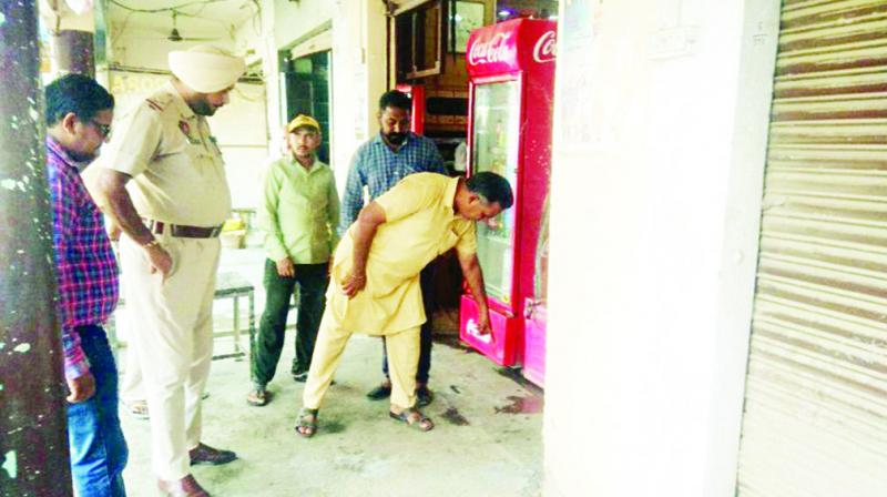 Raid on drug de-addiction center in village Alamgir Raid on drug de-addiction center in village Alamgir