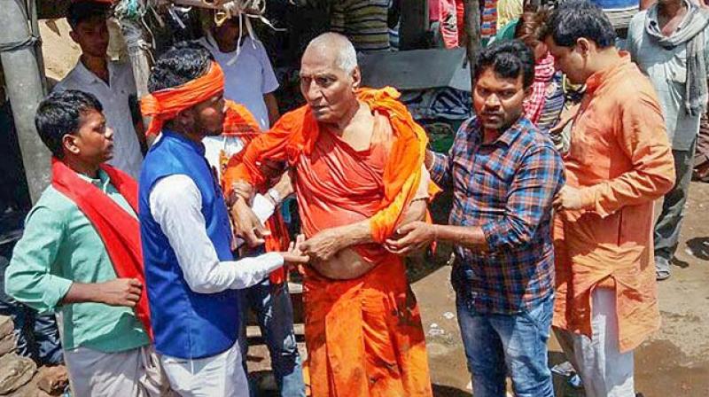 Swami Agnivesh Attacked
