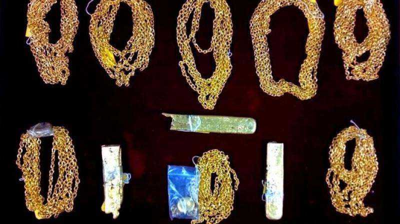 TamilNadu: 6.62 kg gold recovered from travelers from Sharjah TamilNadu: 6.62 kg gold recovered from travelers from Sharjah