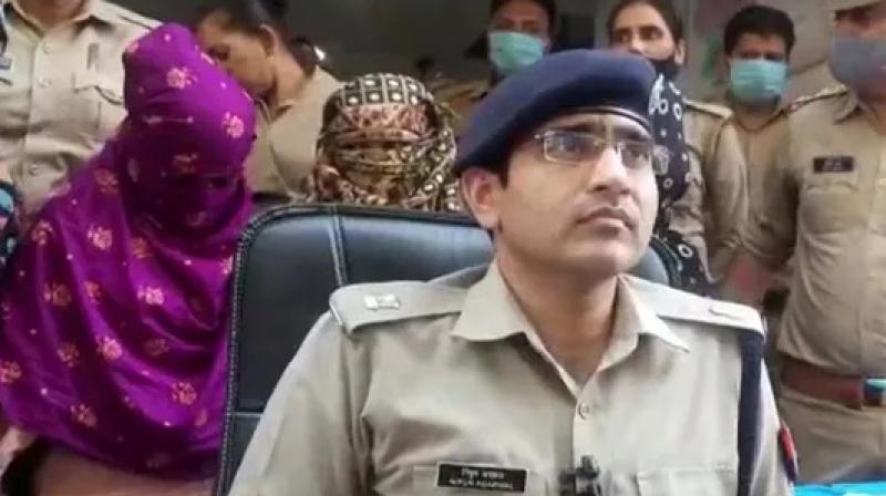 Ghaziabad Police bust sextortion racket, say victims blackmailed via 'Stripchat' Ghaziabad Police bust sextortion racket, say victims blackmailed via 'Stripchat'
