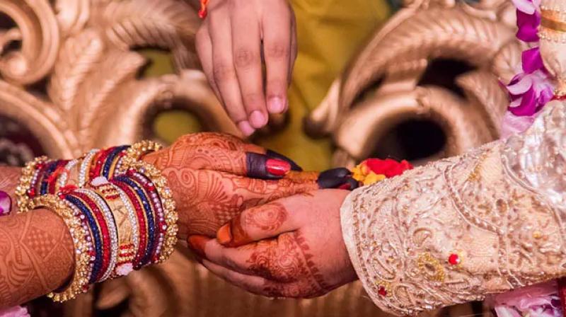 IAS officer gaurav dahiya women filed case cheat and second marriage