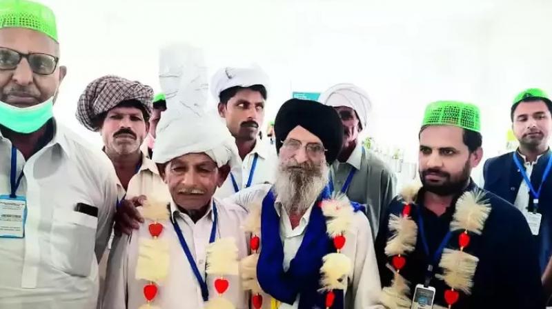   Uncle-nephew reunion after 75 years through Kartarpur corridor