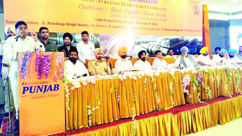Addressing meeting at the Sunder Sham Arora Mandi Gobindgarh Addressing meeting at the Sunder Sham Arora Mandi Gobindgarh