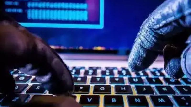 Fraud of five and a half lakh rupees in the name of online investment Fraud of five and a half lakh rupees in the name of online investment