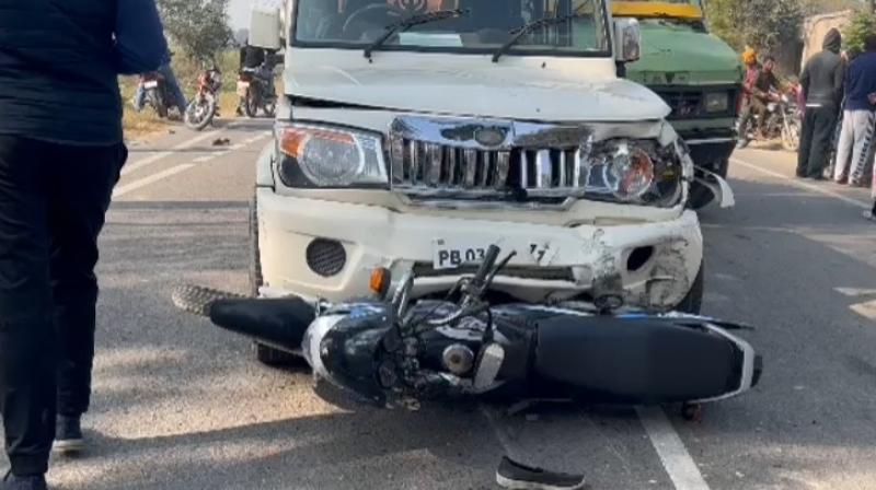 A Woman died and Father and son were seriously injured in tragic accident in Moga A Woman died and Father and son were seriously injured in tragic accident in Moga