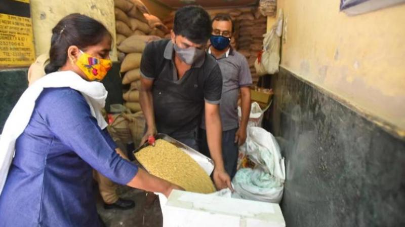 People with AC and tractors have also kept ration cards People with AC and tractors have also kept ration cards