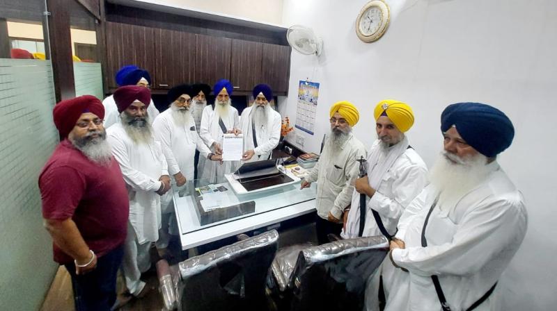 A demand letter given to Jathedar Giani Raghbir Singh by Panthak Assembly and Panthak Coordination Organization A demand letter given to Jathedar Giani Raghbir Singh by Panthak Assembly and Panthak Coordination Organization