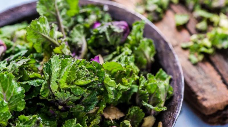 Vitamin k prevents blood clotting Vitamin k prevents blood clotting