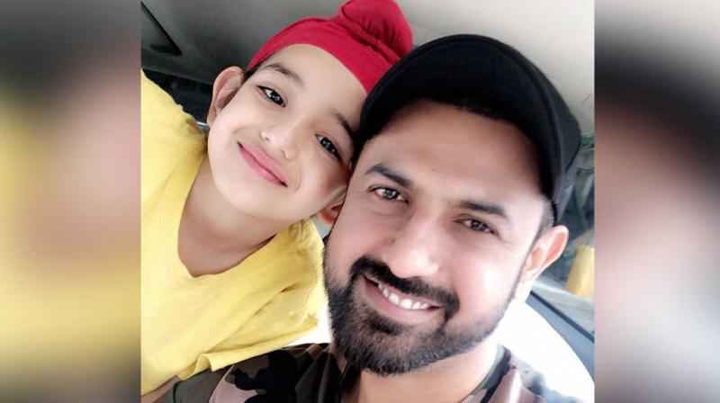 Gippy grewal and ravneet kaur baby boy Gippy grewal and ravneet kaur baby boy