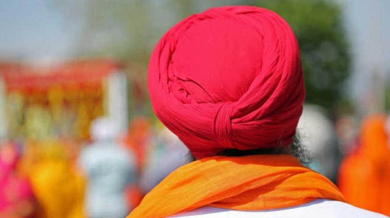 Sikh Uber driver racially abused, strangulated by passenger in US Sikh Uber driver racially abused, strangulated by passenger in US