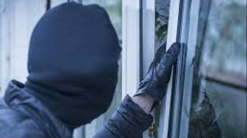 5 homes theft in firozpur 5 homes theft in firozpur