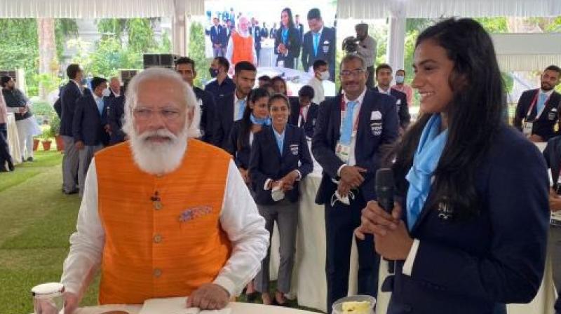 PM Modi meets with India Olympic contingent PM Modi meets with India Olympic contingent