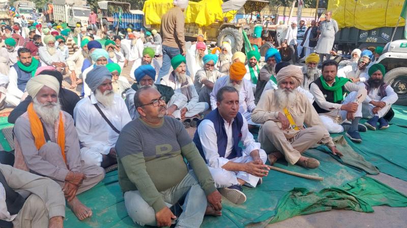  Vijay Singla reached the farmers' dharna